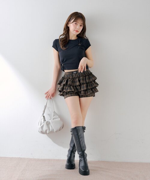 Chico(チコ)の「レイヤードティアードショートパンツ(その他パンツ・レディース・ベージュ系その他2/ブルー系その他2/ホワイト・FREE)」の15枚目の写真