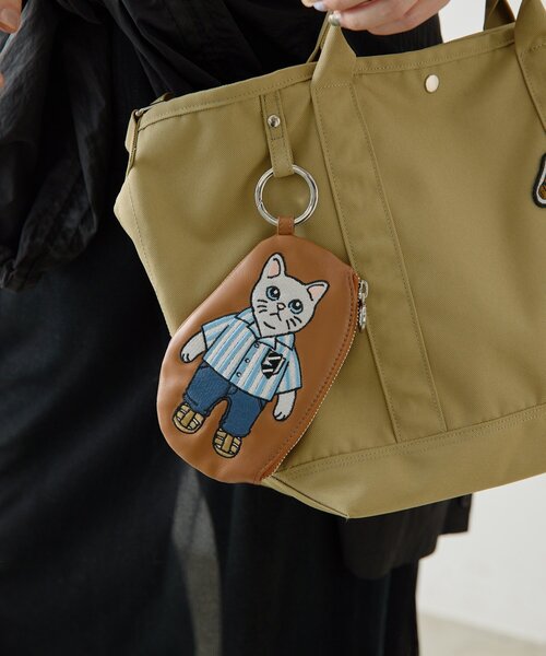 ear PAPILLONNER（イアパピヨネ）の「sampo×earコラボ刺しゅうレザーケース《本革》（その他・レディース・キャメル・FREE）」の12枚目の写真