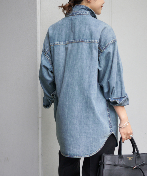 JOURNAL STANDARD（ジャーナルスタンダード）の「《追加2》ライトオンスデニムシャツ（シャツ/ブラウス・レディース・ブルー系その他/ベージュ・FREE）」の6枚目の写真