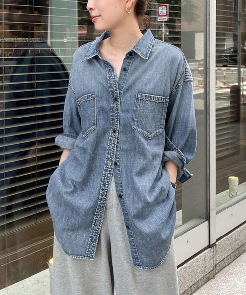 JOURNAL STANDARD（ジャーナルスタンダード）の「《追加2》ライトオンスデニムシャツ（シャツ/ブラウス・レディース・ブルー系その他/ベージュ・FREE）」の11枚目の写真