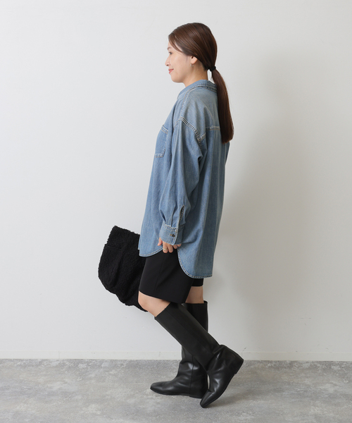 JOURNAL STANDARD（ジャーナルスタンダード）の「《追加2》ライトオンスデニムシャツ（シャツ/ブラウス・レディース・ブルー系その他/ベージュ・FREE）」の22枚目の写真