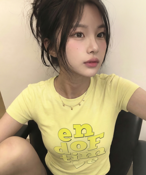 GRAVER（グレーバー）の「[ユニセックス]エンドオブタイムグラデーションスリム半袖Tシャツ_3色（Tシャツ/カットソー・レディース・スカイブルー/ホワイト/イエロー・X-SMALL）」の4枚目の写真