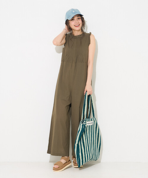 FREAK'S STORE(フリークスストア)の「インド 裁ち切りフリルロンパース(つなぎ/オールインワン・レディース・オリーブ/ブラック・フリ-)」の3枚目の写真
