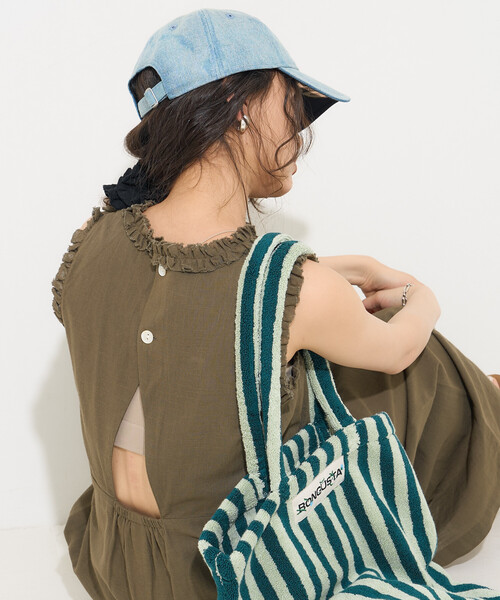 FREAK'S STORE(フリークスストア)の「インド 裁ち切りフリルロンパース(つなぎ/オールインワン・レディース・オリーブ/ブラック・フリ-)」の14枚目の写真