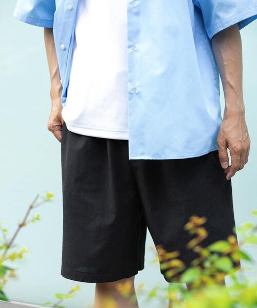 ITEMS URBANRESEARCH(アイテムズ アーバンリサーチ)の「『接触冷感/速乾/イージーケア』WINDY MESH ショートパンツ(その他パンツ・メンズ・ブラック/チャコールグレー/ネイビー/その他1・MEDIUM/LARGE/X-LARGE)」の15枚目の写真