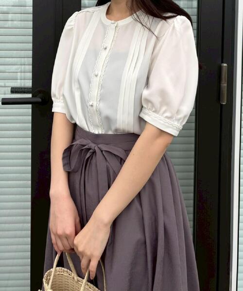 couture brooch(クチュールブローチ)の「【洗える】ピンタック ブラウス(シャツ/ブラウス・レディース・ベビーピンク/オフホワイト/ネイビー・42/40/38/36)」の18枚目の写真