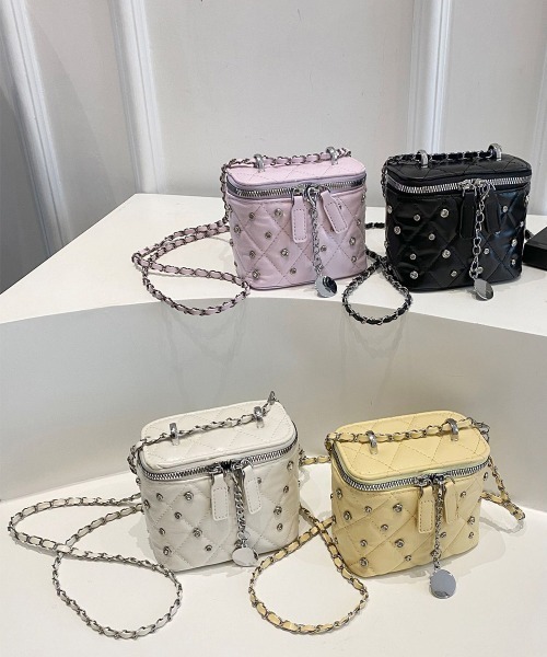 Miniministore(ミニミニストア)の「ミニバニティバッグスタッズチェーンバッグ(ショルダーバッグ・レディース・イエロー/ブラック/ラベンダー/オフホワイト・FREE)」の21枚目の写真