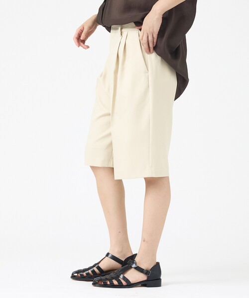 Rouge vif Anna(ルージュヴィフアンナ)の「サイロツイルハーフパンツ(その他パンツ・レディース・グレイッシュベージュ/オフホワイト・36/38)」の18枚目の写真