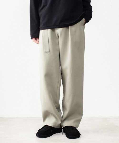 ATTACHMENT(アタッチメント)の「CO/TEN パウダリーダブルクロス ベルテッドワイドトラウザーズ / CO/TEN POWDERY DOUBLE CROTH BELTED WIDE TROUSERS(スラックス・メンズ・ダークブラウン/ライトカーキ/ブラック・3/2/1/4)」の3枚目の写真