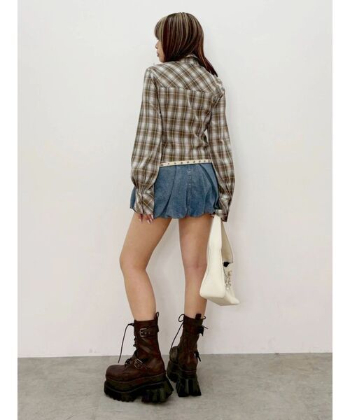 EVRIS（エヴリス）の「バルーンデニムショートパンツ（デニムスカート・レディース・ブラック/ブルー・MEDIUM/SMALL）」の6枚目の写真