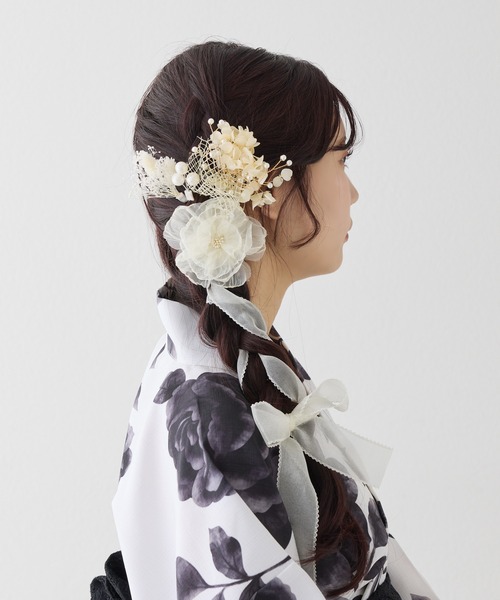 one after another NICE CLAUP(ワンアフターアナザーナイスクラップ)の「【3COINSコラボ】フラワーヘアアレンジセット(ヘアピン・レディース・アイボリー/グレー・FREE)」の2枚目の写真