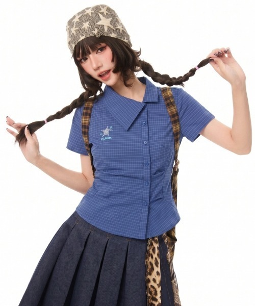 gossip!ロサンゼルス(ゴシップロサンゼルス)の「【Y2Kガーリー】アシンメトリーカラー チェック柄 ハートプリント 半袖シャツ(シャツ/ブラウス・レディース・ネイビー/マルチ・M)」の4枚目の写真