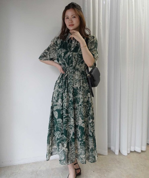 CORNERS(コーナーズ)の「線画フラワー柄シャツワンピース(ワンピース・レディース・グリーン/ブラック/ブルー・M)」の7枚目の写真