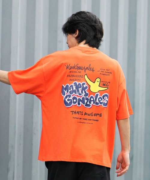 （What it isNt）ART BY MARKGONZALES（ワットイットイズント）の「（What it isNt）ART BY MARKGONZALES/ワット イット イズント マークゴンザレス 半袖 Tシャツ MGT-26217MS（Tシャツ/カットソー・メンズ・オレンジ/チャコールグレー・LL/L/M）」の2枚目の写真