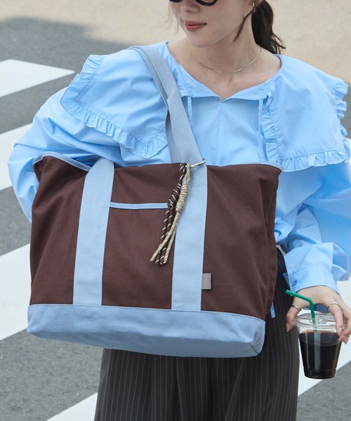BONLECILL Marche(ボンルシールマルシェ)の「【BONLECILL Marche】《保冷ポケット付き》キャンバスBIGトートバッグ/マザーズバッグ(トートバッグ・レディース・アイボリー/ブラウン/チャコールグレー/バーガンディー/キャメル/ネイビー・FREE)」の8枚目の写真