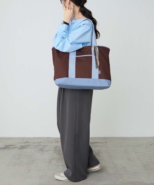 BONLECILL Marche(ボンルシールマルシェ)の「【BONLECILL Marche】《保冷ポケット付き》キャンバスBIGトートバッグ/マザーズバッグ(トートバッグ・レディース・アイボリー/ブラウン/チャコールグレー/バーガンディー/キャメル/ネイビー・FREE)」の13枚目の写真