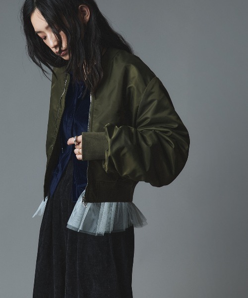 W:Huku(フーク)の「ベロア コンパクト カーディガン / Velour Compact Cardigan(カーディガン/ボレロ・レディース・ネイビー/ベージュ/ブラック/ブラウン・FREE)」の13枚目の写真
