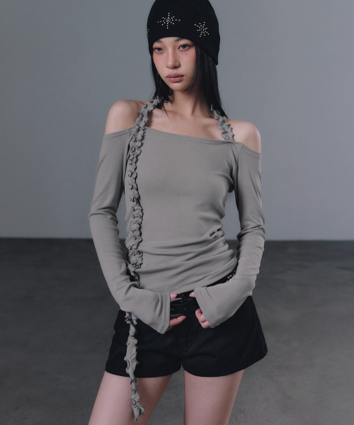 GROWHIDE（グロウハイド）の「ベルビン ホルターツイストオフ 長袖Tシャツ_グレー（Tシャツ/カットソー・レディース・グレー・FREE）」の2枚目の写真