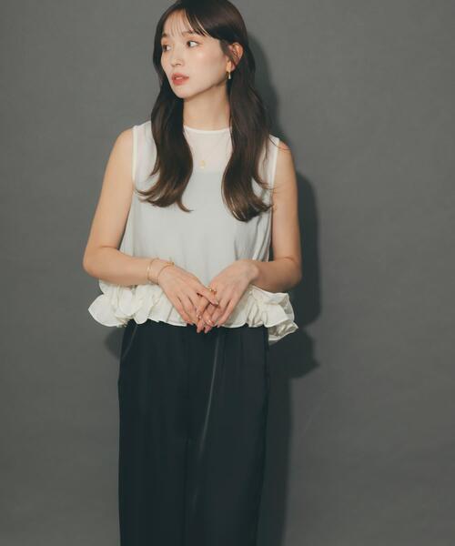 URBAN RESEARCH ROSSO WOMEN(アーバンリサーチ ロッソ)の「フリルヘムブラウスセットアップ(その他パンツ・レディース・ライトブルー/オフホワイト・FREE)」の9枚目の写真