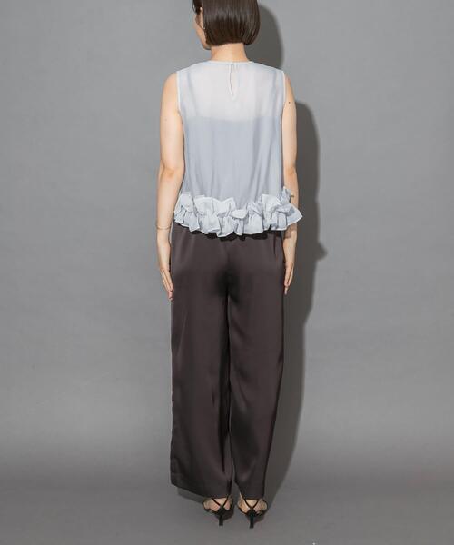 URBAN RESEARCH ROSSO WOMEN(アーバンリサーチ ロッソ)の「フリルヘムブラウスセットアップ(その他パンツ・レディース・ライトブルー/オフホワイト・FREE)」の5枚目の写真