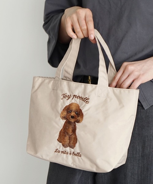 e-zakkamania stores(イーザッカマニアストアーズ)の「アニマル刺繍プチトートバッグ(トートバッグ・レディース・グリーン/ブルー/グレー/ダークグレー/アイボリー/ネイビー/ベージュ・-)」の2枚目の写真