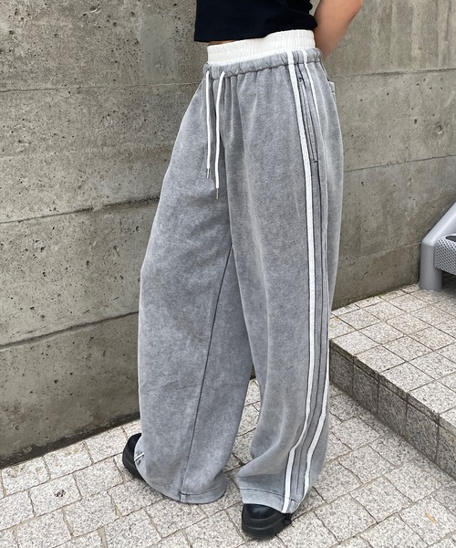 ROGER AND RAW(ロジャーアンドロウ)の「バイカラー サイドラインスウェットパンツ(スウェットパンツ・レディース・ブラック/グレー・FREE)」の8枚目の写真