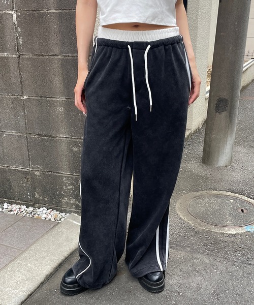 ROGER AND RAW(ロジャーアンドロウ)の「バイカラー サイドラインスウェットパンツ(スウェットパンツ・レディース・ブラック/グレー・FREE)」の15枚目の写真
