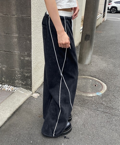 ROGER AND RAW(ロジャーアンドロウ)の「バイカラー サイドラインスウェットパンツ(スウェットパンツ・レディース・ブラック/グレー・FREE)」の17枚目の写真