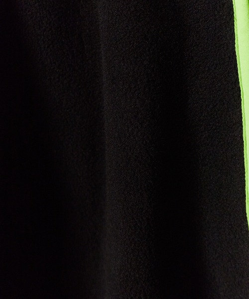 Champion（チャンピオン）の「Champion/チャンピオン HALF ZIP JACKET ハーフジップ ジャケット フリース フロント ブランドロゴ 刺繍 パイピング メンズ レディース 2026年秋冬 秋服（スウェット・メンズ・ブラック/ネイビー/イエロー系/ライトオレンジ系・M/L）」の6枚目の写真