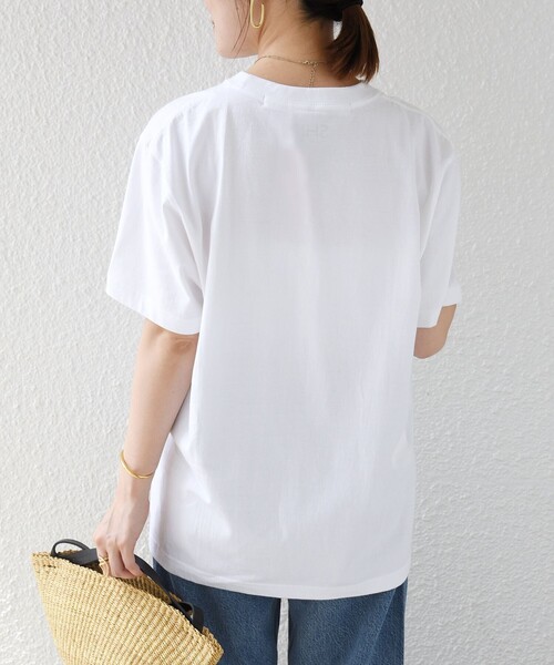 SHIPS(シップス)の「【SHIPS別注】THE CULTURE CORD: ARTIST TEE(AS)(Tシャツ/カットソー・レディース・ライトホワイト/ホワイト系/ホワイト・ONE SIZE)」の15枚目の写真