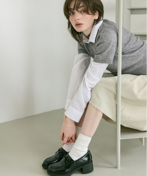 APIED MARCHE(アピエド マルシェ)の「アビニョン ボウ ミドル 牛革 ローファー 6.5cm -PM3029 (1カラー)(ローファー・レディース・ブラック・25cm/24.5cm/24cm/22.5cm/23cm/23.5cm)」の4枚目の写真