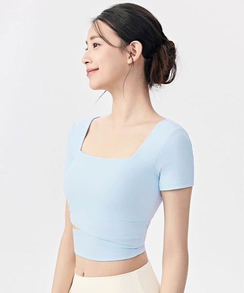 OSYAREVO(オシャレボ)の「ヨガウェア トップス カップ付き カシュクール 半袖(その他トップス・レディース・オフホワイト/アッシュブラウン/ライトブルー/ラベンダー・MEDIUM/SMALL/X-LARGE/LARGE)」の9枚目の写真