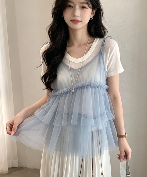 gossip!ロサンゼルス(ゴシップロサンゼルス)の「ショルダーリボン紐付き Vネックチュールキャミトップス 重ね着用オーバーレイ(キャミソール・レディース・ホワイト/ブルー・M)」の3枚目の写真