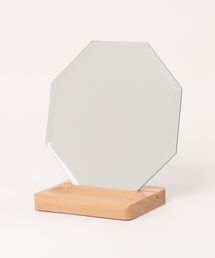 emesuelee（エメスーリー）の「小物入れ付きウッドスタンドミラー 八角形型 ウェーブ型（ミラー）」