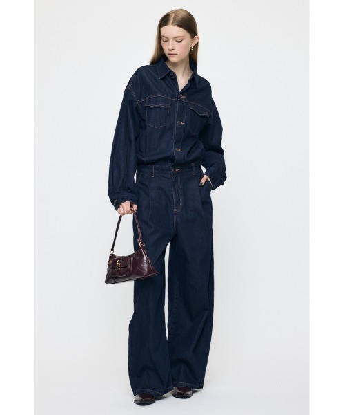 MOUSSY（マウジー）の「TUCKED DENIM ジャンプスーツ（つなぎ/オールインワン・レディース・ブラウン/ワンウォッシュ・2/1）」の18枚目の写真