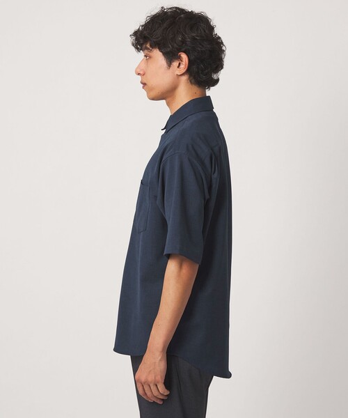 A DAY IN THE LIFE UNITED ARROWS(アデイインザライフユナイテッドアローズ)の「ドライ スラブドビー ワイド レギュラーカラーシャツ-吸水速乾-<A DAY IN THE LIFE>(シャツ/ブラウス・メンズ・ベージュ/ネイビー/ダークグレー・M/L)」の13枚目の写真