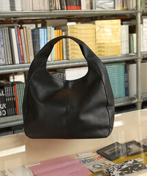 Firsthand（ファーストハンド）の「Firsthand/ファーストハンド Leather Handbag【限定展開】 / ワンハンドルハンドバッグ / 牛革 / 撥水レザー / A4収納可能（ハンドバッグ）」