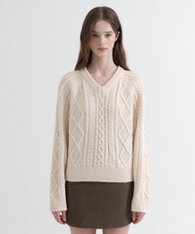 Twist V-Neck Loose Fit Knit (cream beige)
