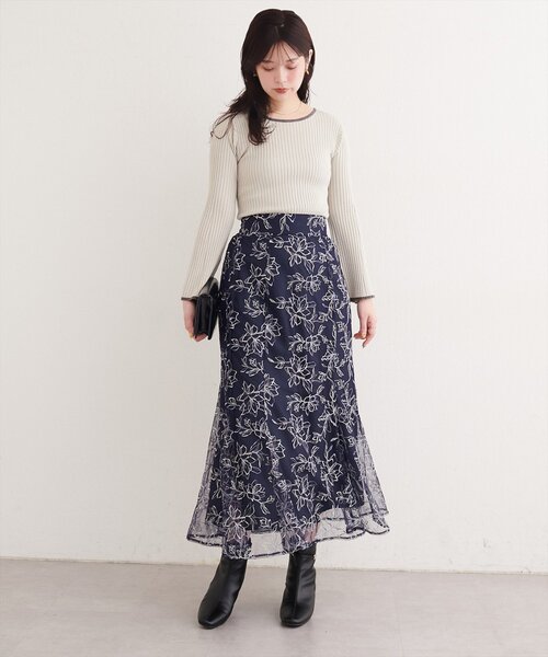 natural couture(ナチュラルクチュール)の「チュール刺繍マーメイドスカート(スカート・レディース・ブラウン/オフホワイト/ネイビー・FREE)」の20枚目の写真