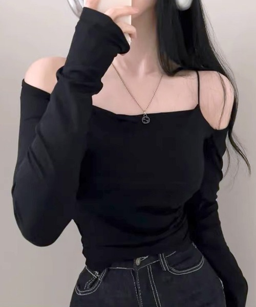 Riff(リフ)の「サイドシャーリングオフショル長袖トップス(Tシャツ/カットソー・レディース・ブラック/パープル/チャコールグレー・FREE)」の8枚目の写真