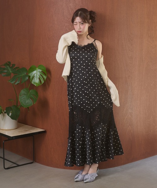 Ambre Neige(アンブルネージュ)の「assorted patterns lace damisole dress / アソートガラレースキャミワンピース(ワンピース・レディース・ブラック/ダークブラウン/ボルドー・FREE)」の20枚目の写真