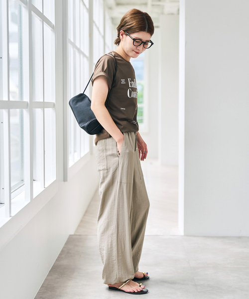 Spick & Span（スピックアンドスパン）の「《WEB限定 / 追加2》ドレープツイルイージーファティーグパンツ（その他パンツ・レディース・ベージュ/ブラック・38/36）」の13枚目の写真