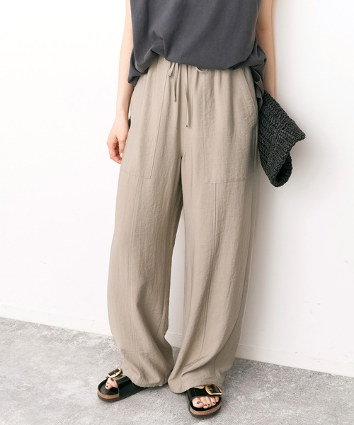 Spick & Span（スピックアンドスパン）の「《WEB限定 / 追加2》ドレープツイルイージーファティーグパンツ（その他パンツ・レディース・ベージュ/ブラック・38/36）」の15枚目の写真