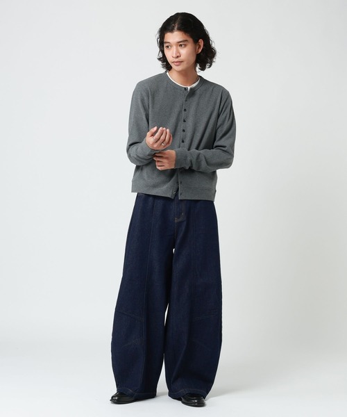 RAGEBLUE(レイジブルー)の「MOTIF EMBROIDERED BAGGY CURVED DENIM PANTS / モチーフ刺繍バギーカーブデニムパンツ(デニムパンツ・メンズ・ネイビー/ブラック・LARGE/MEDIUM)」の4枚目の写真