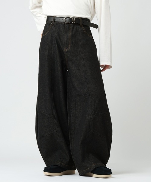 RAGEBLUE(レイジブルー)の「MOTIF EMBROIDERED BAGGY CURVED DENIM PANTS / モチーフ刺繍バギーカーブデニムパンツ(デニムパンツ・メンズ・ネイビー/ブラック・LARGE/MEDIUM)」の21枚目の写真