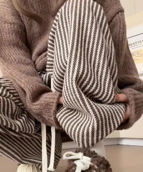 Teem Store(チームストア)の「ストライプイージーワイドパンツ(その他パンツ・レディース・ブラック/ブラウン・M)」の1枚目の写真