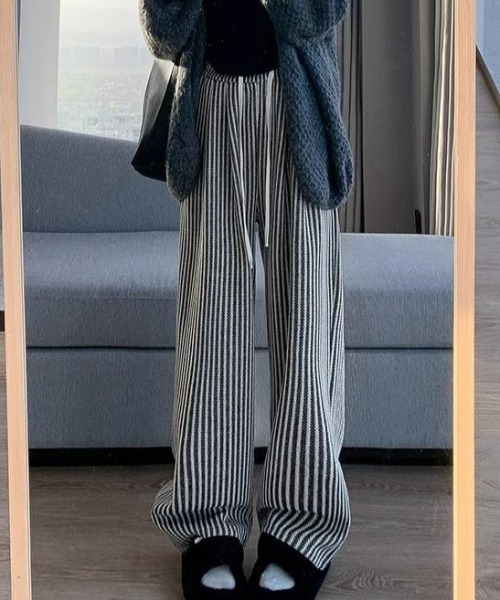 Teem Store(チームストア)の「ストライプイージーワイドパンツ(その他パンツ・レディース・ブラック/ブラウン・M)」の6枚目の写真