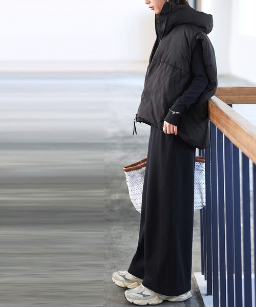 antiqua(アンティカ)の「刺繍ロゴ ダウンベスト(ダウンベスト・レディース・ブラック/アイボリー・ONESIZE)」の9枚目の写真