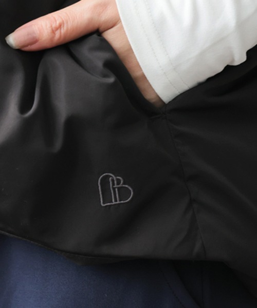 antiqua(アンティカ)の「刺繍ロゴ ダウンベスト(ダウンベスト・レディース・ブラック/アイボリー・ONESIZE)」の15枚目の写真