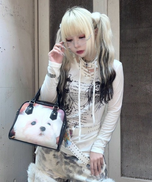 Never mind the XU / Chikashitsu+(ネバーマインド ザ エックスユー / チカシツプラス)の「【BABY09】v-neck ribbon shirring tops / 【ベイビーナイン】Vネックリボンシャーリング長袖Tシャツ(Tシャツ/カットソー・レディース・ホワイト・S)」の15枚目の写真